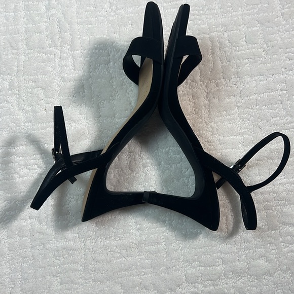 Solanz Comfort black strappy ankle strap heels 8.5 - Picture 4 of 7